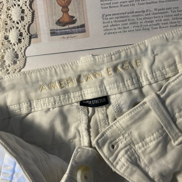 American Eagle Super Stretch white shorts - Picture 3 of 5